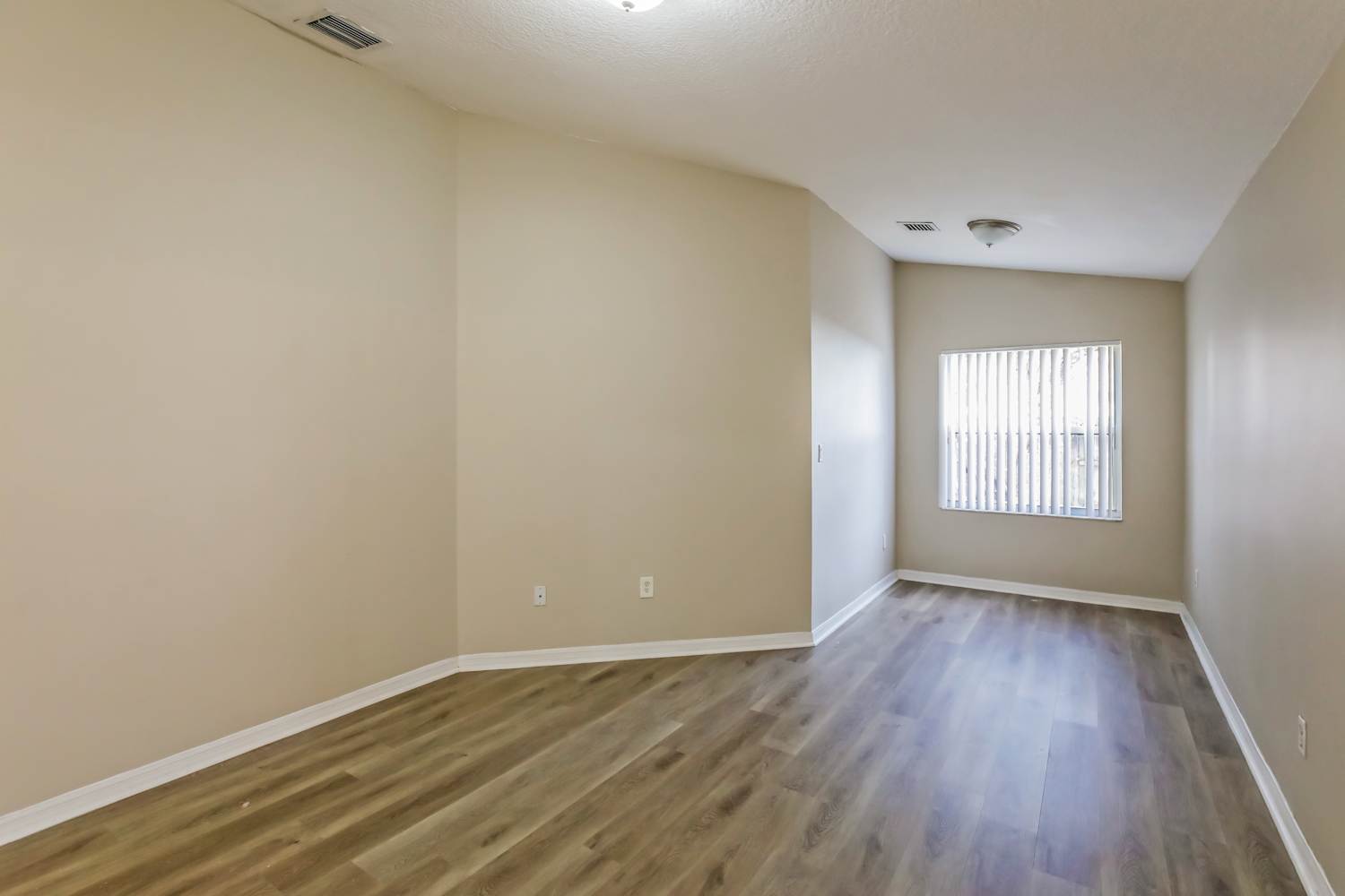 1365 SW 106th Ave, Pembroke Pines photo 10