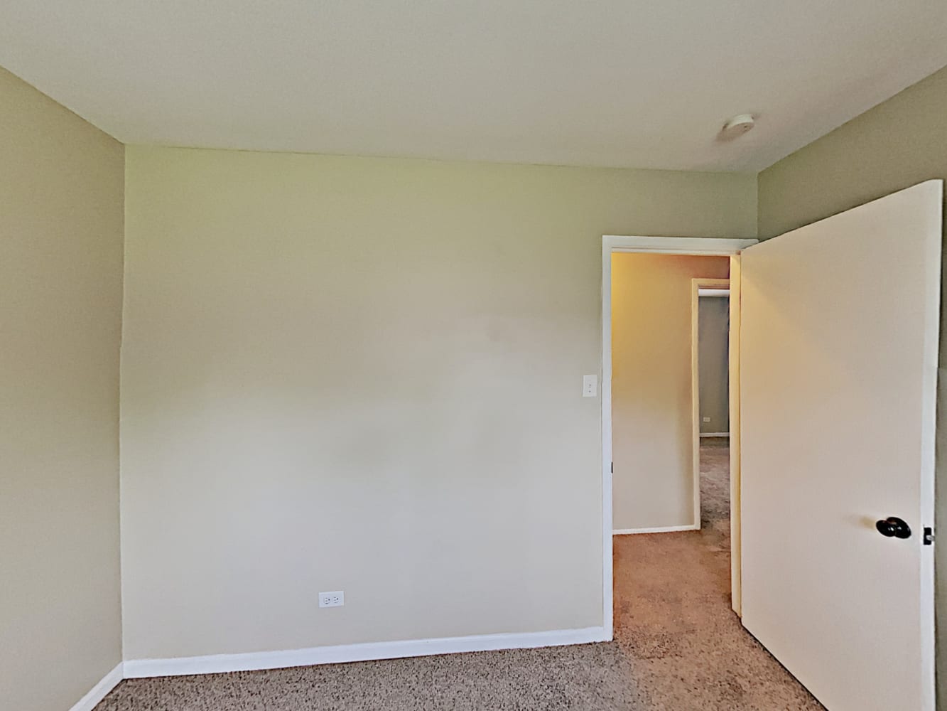 1369 Westchester Dr, Glendale Heights photo 10