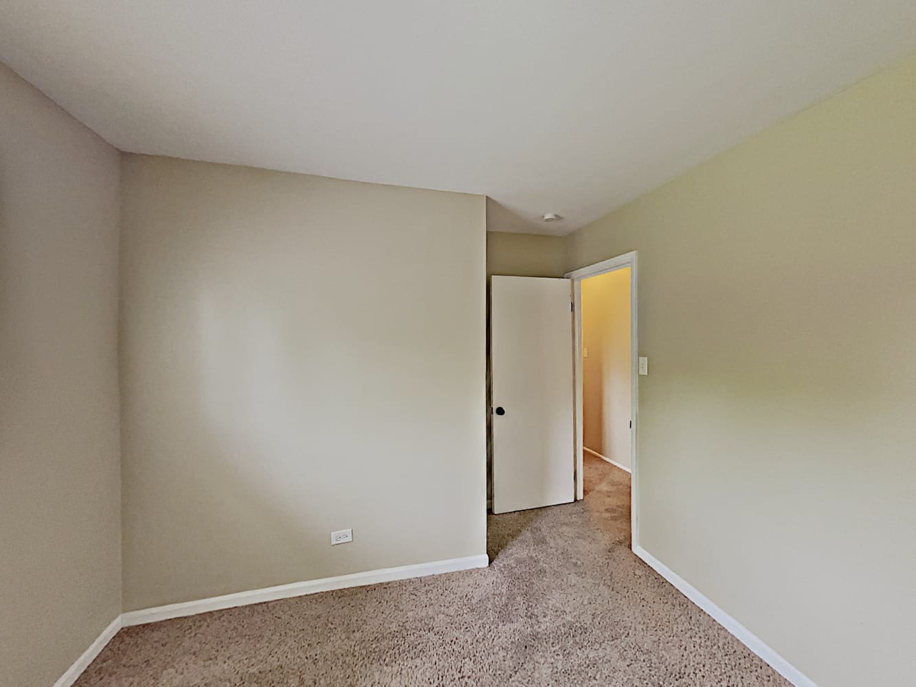 1369 Westchester Dr, Glendale Heights photo 13