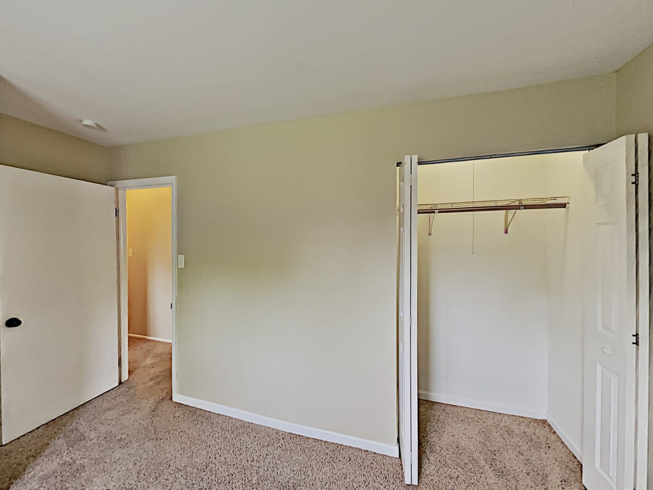 1369 Westchester Dr, Glendale Heights photo 12