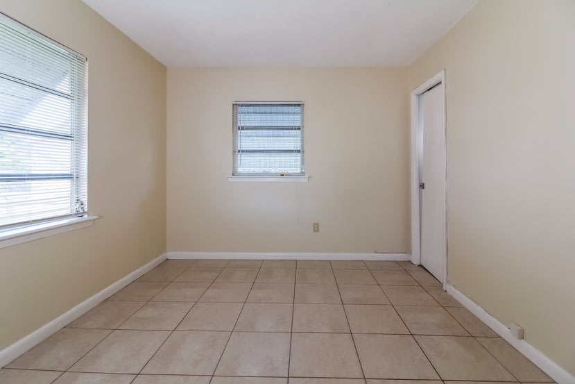 137 Riley Ave, Palm Springs photo 4
