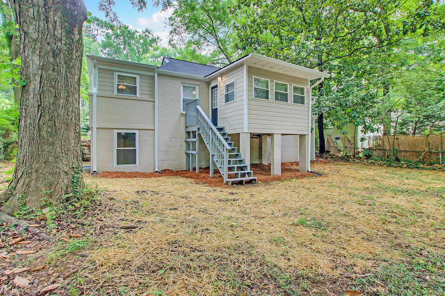 1372 E Forrest Ave, East Point photo 21