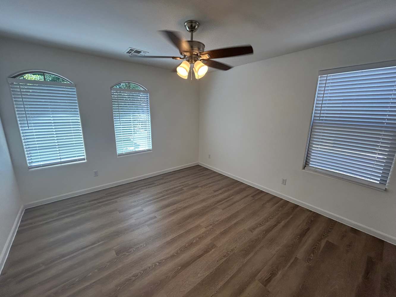 1373 S Ponderosa Dr, Gilbert photo 9