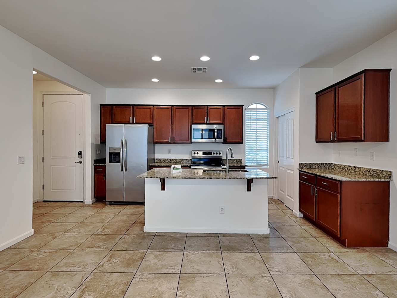 1373 S Ponderosa Dr, Gilbert photo 6