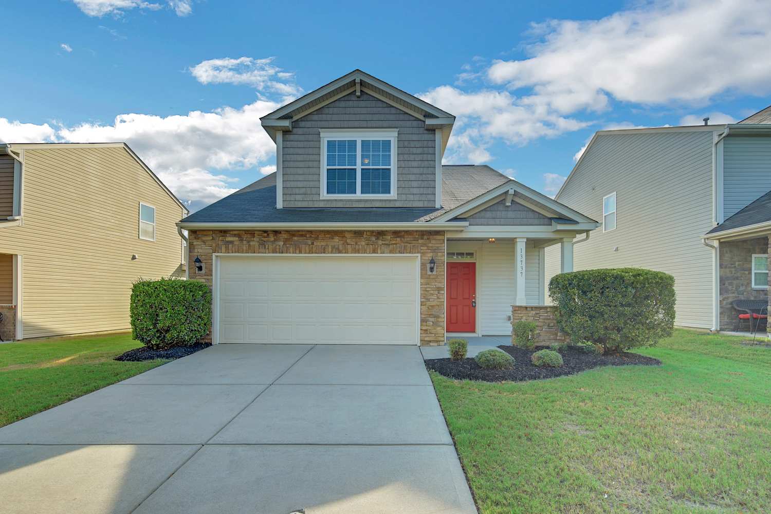 Front of 13737 Porter Creek Rd, Charlotte, NC