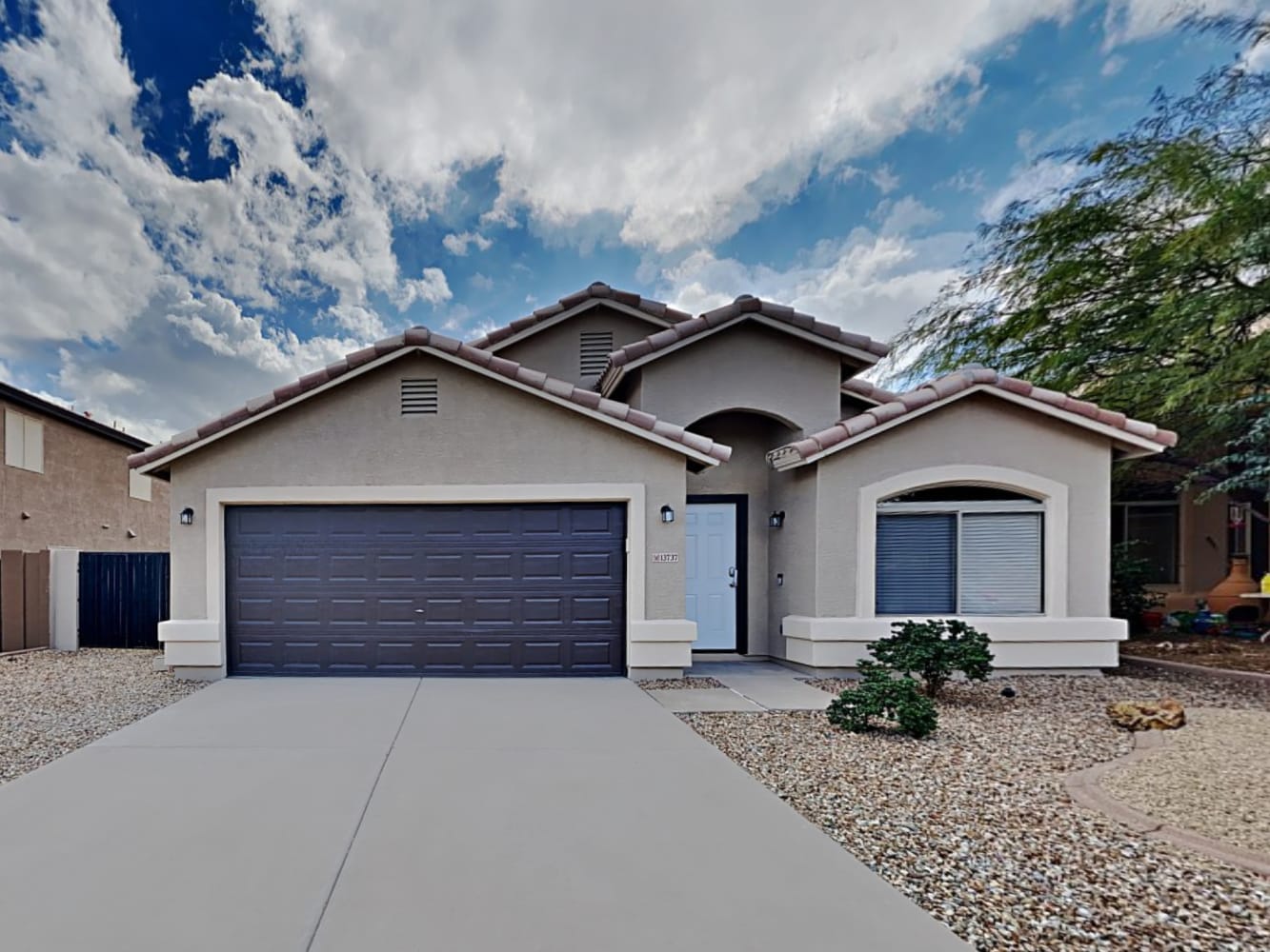 13737 W Solano Dr, Litchfield Park photo 1