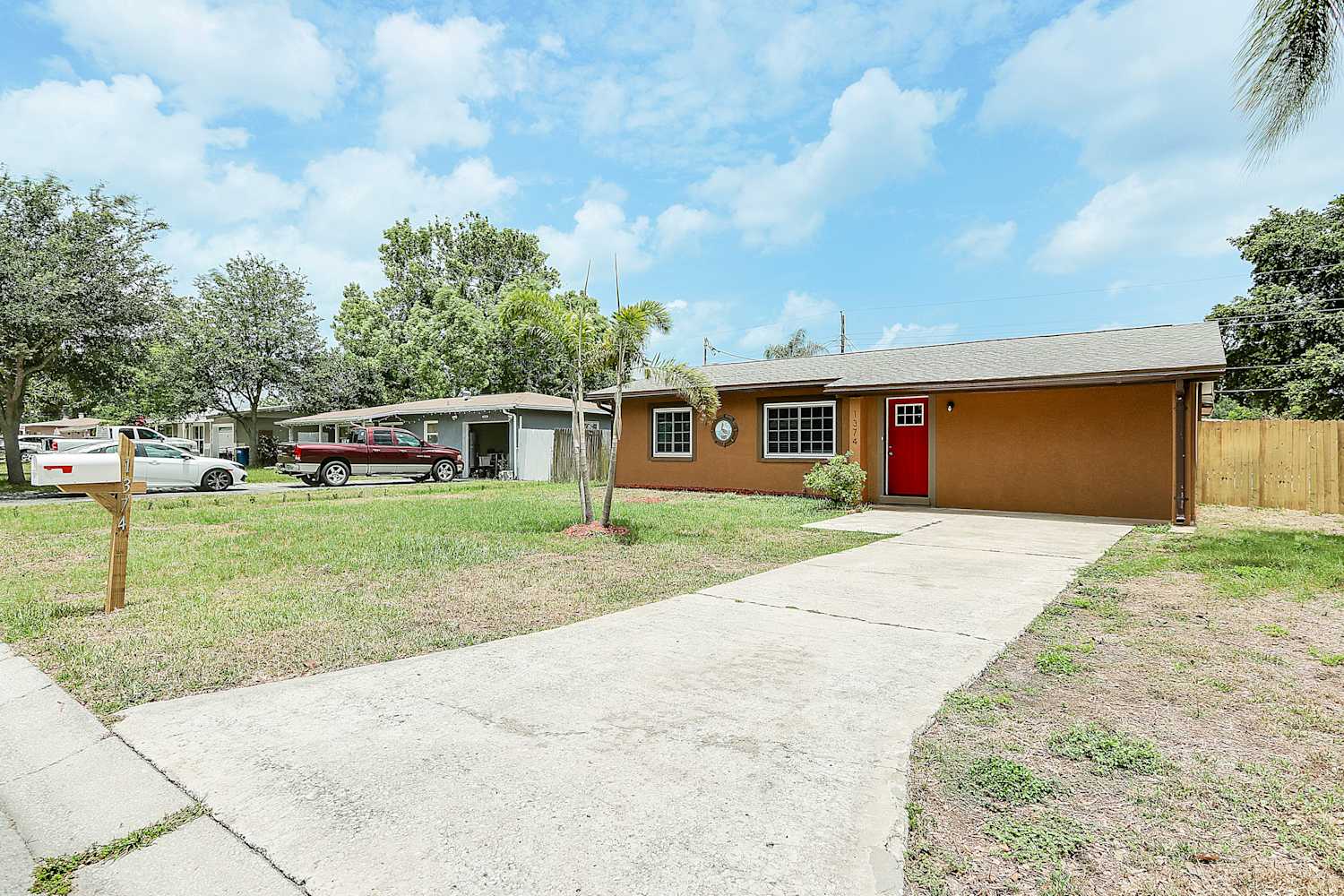 Front of 1374 Tuscola St, Clearwater, FL