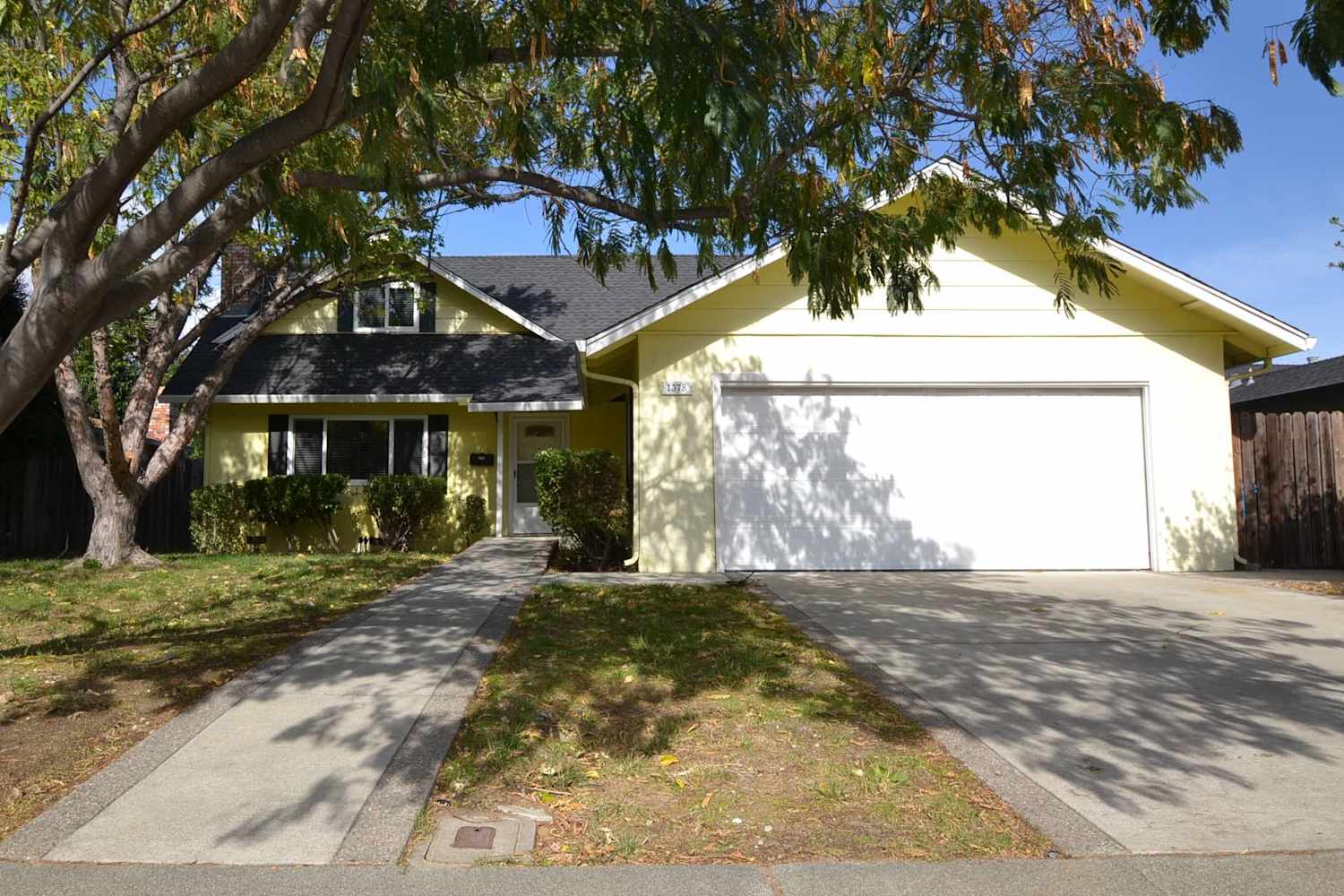Front of 1378 Marshall Rd, Vacaville, CA
