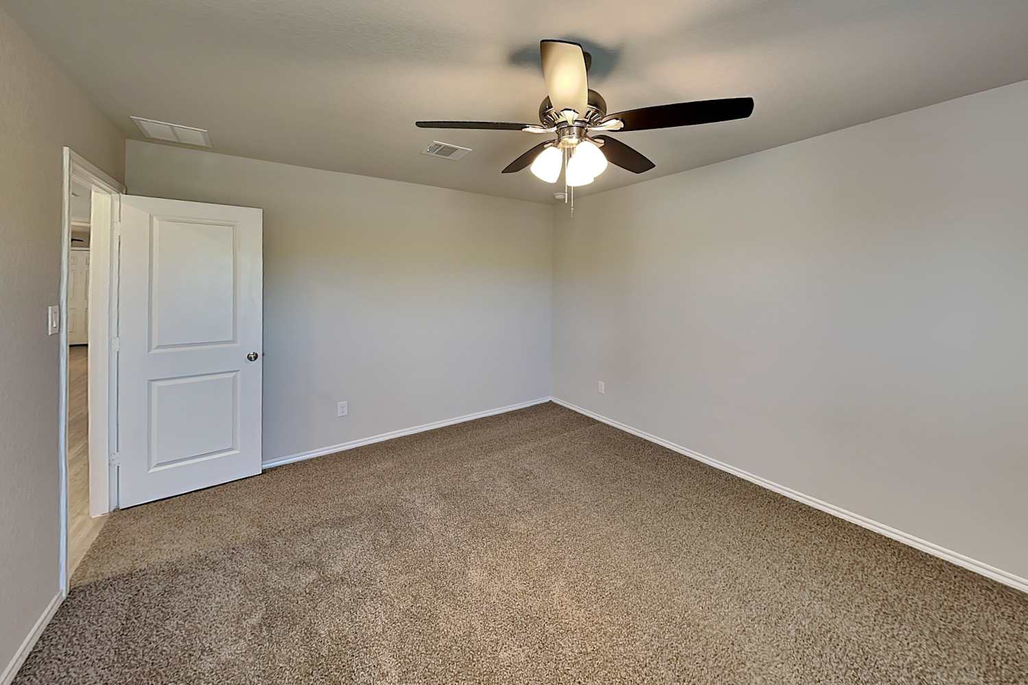 138 Pasadena Pl, New Braunfels photo 8