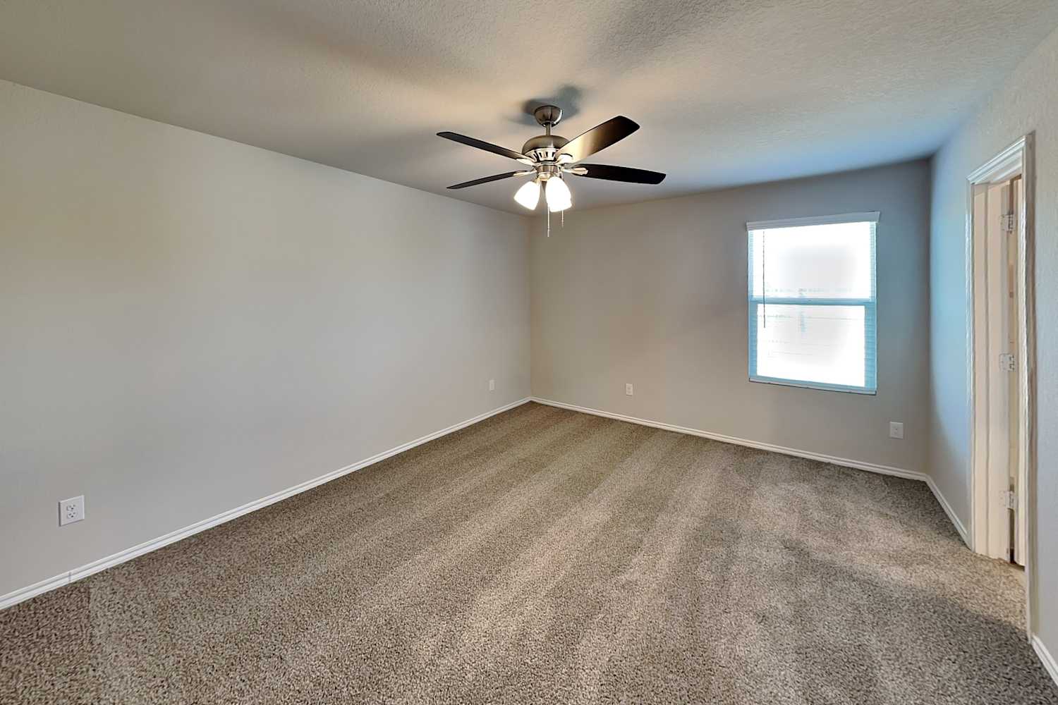 138 Pasadena Pl, New Braunfels photo 9