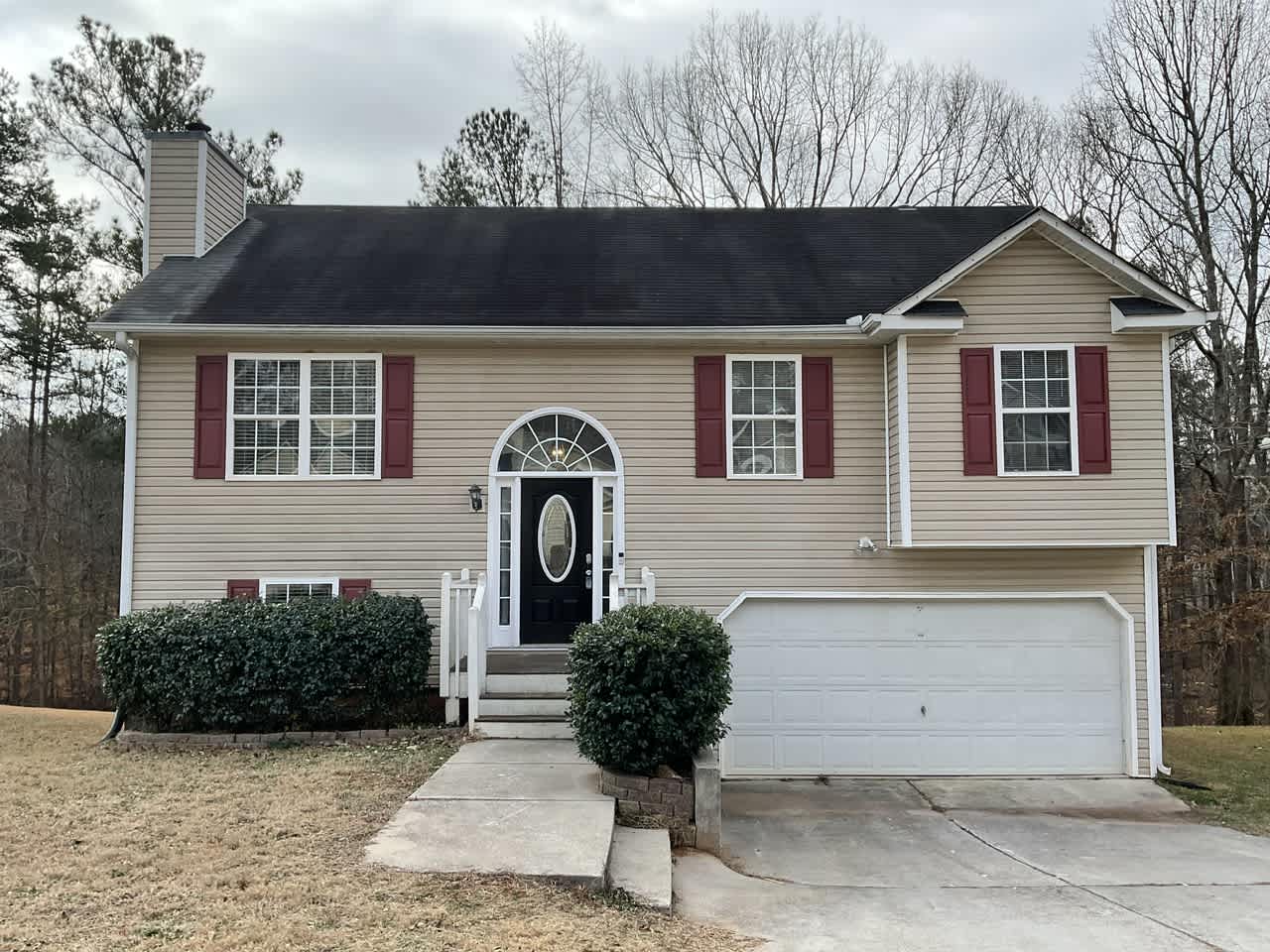 Front of 138 Whetstone Way, Villa Rica, GA