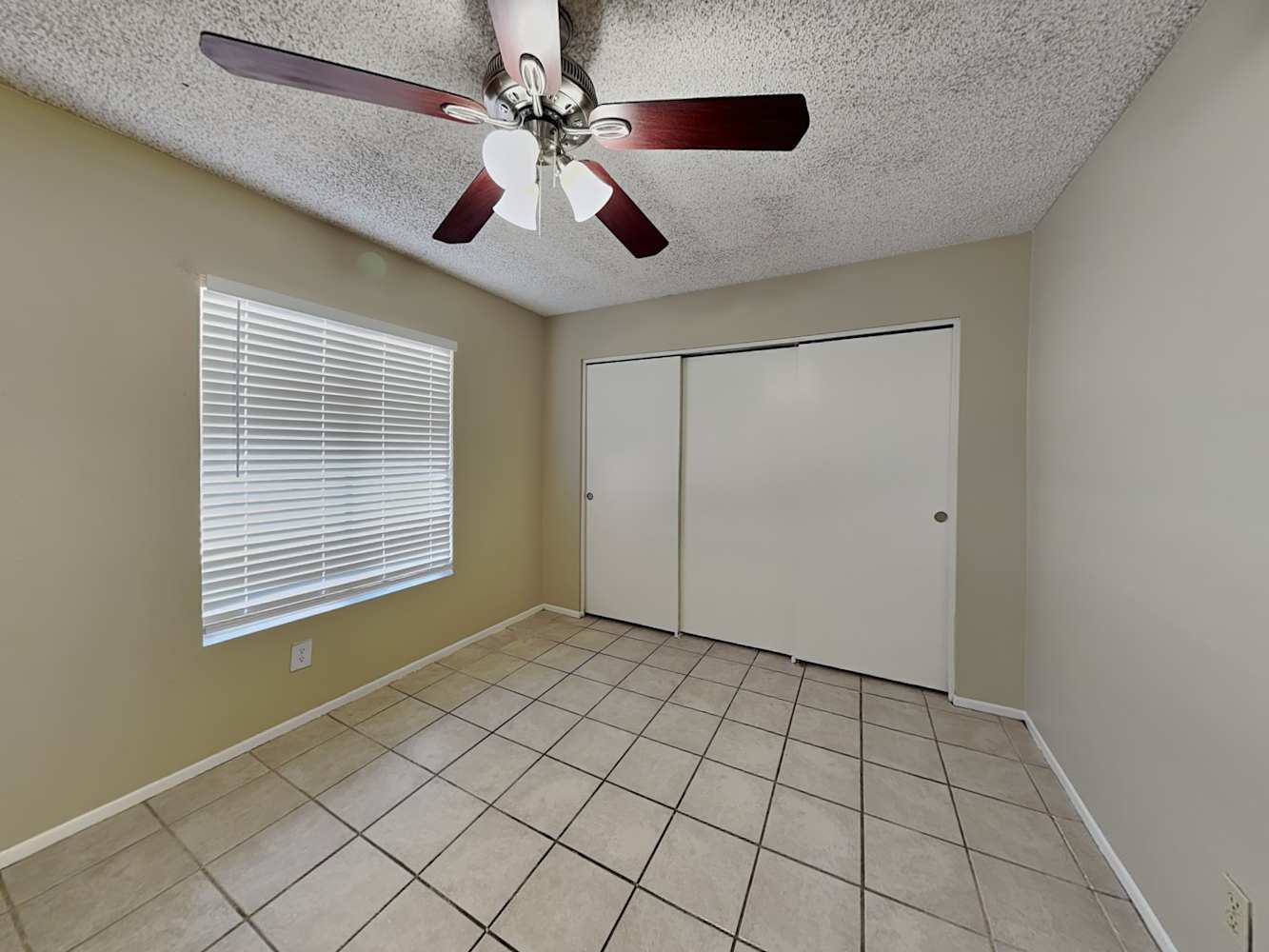 13802 N 45th Ave, Glendale photo 14