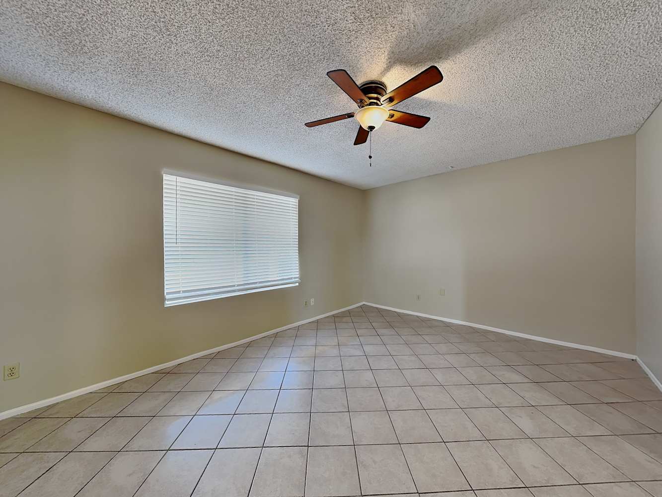 13802 N 45th Ave, Glendale photo 15