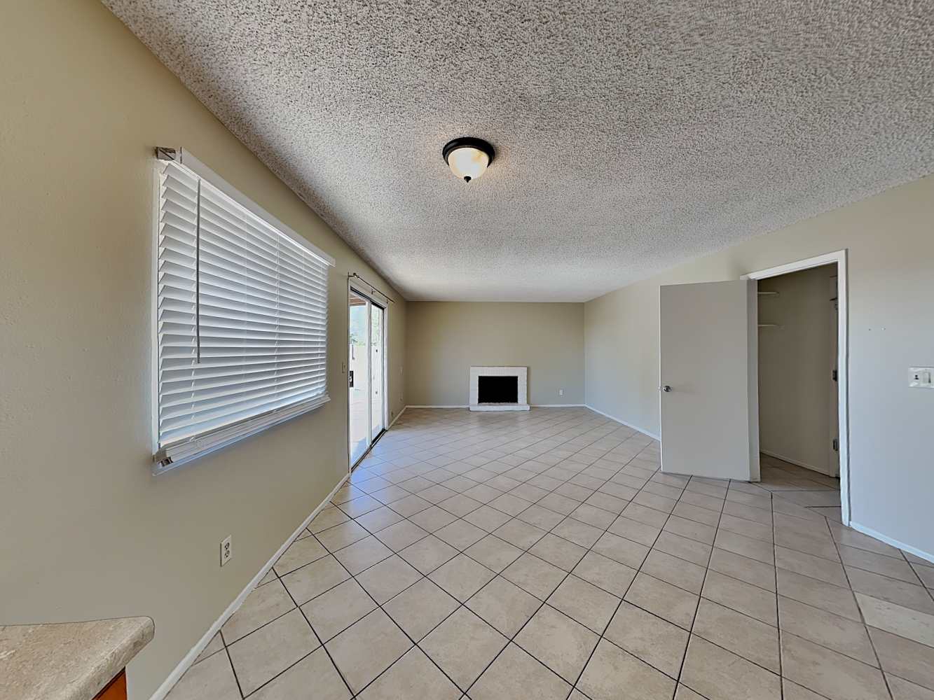 13802 N 45th Ave, Glendale photo 9