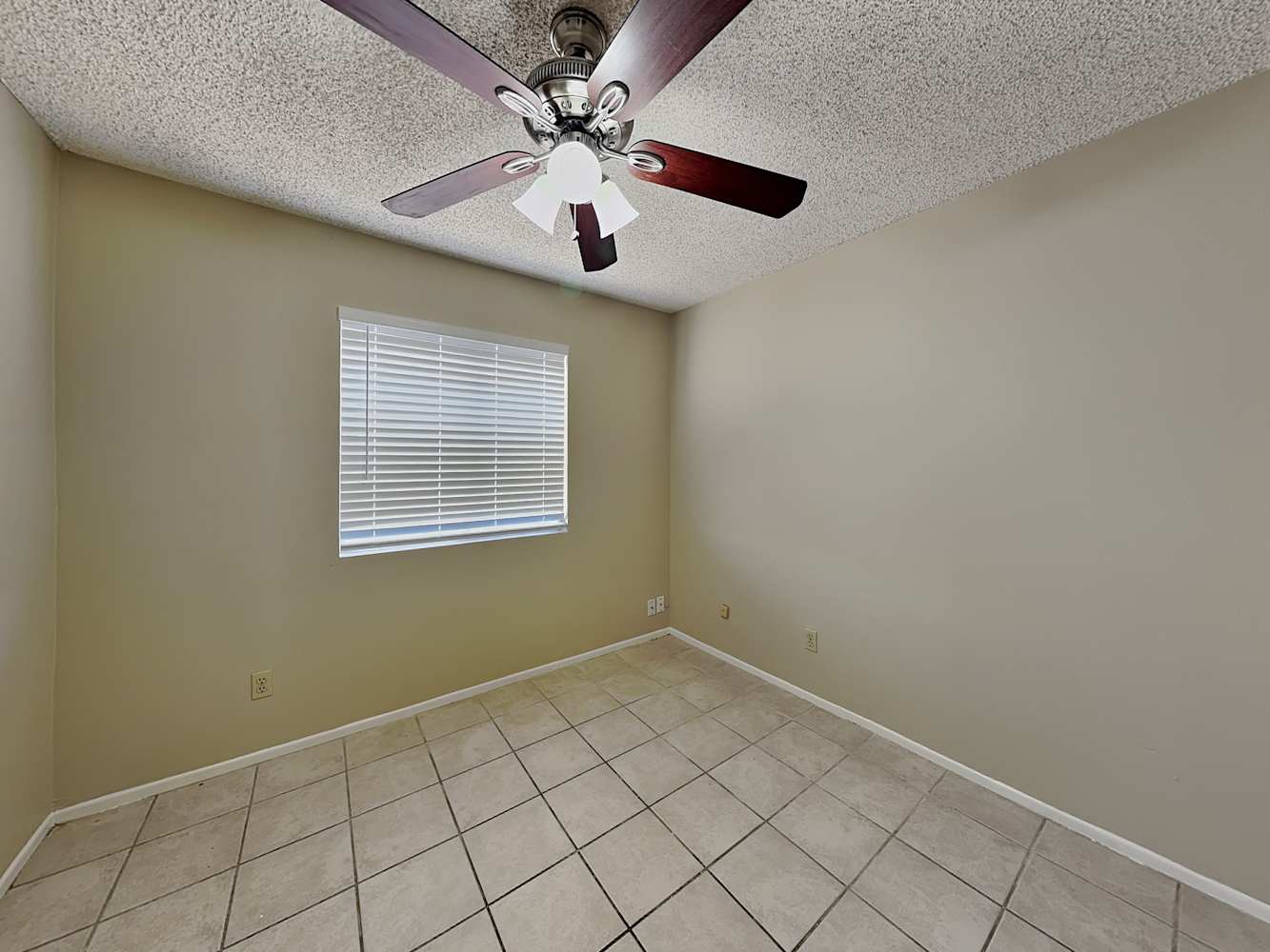 13802 N 45th Ave, Glendale photo 12
