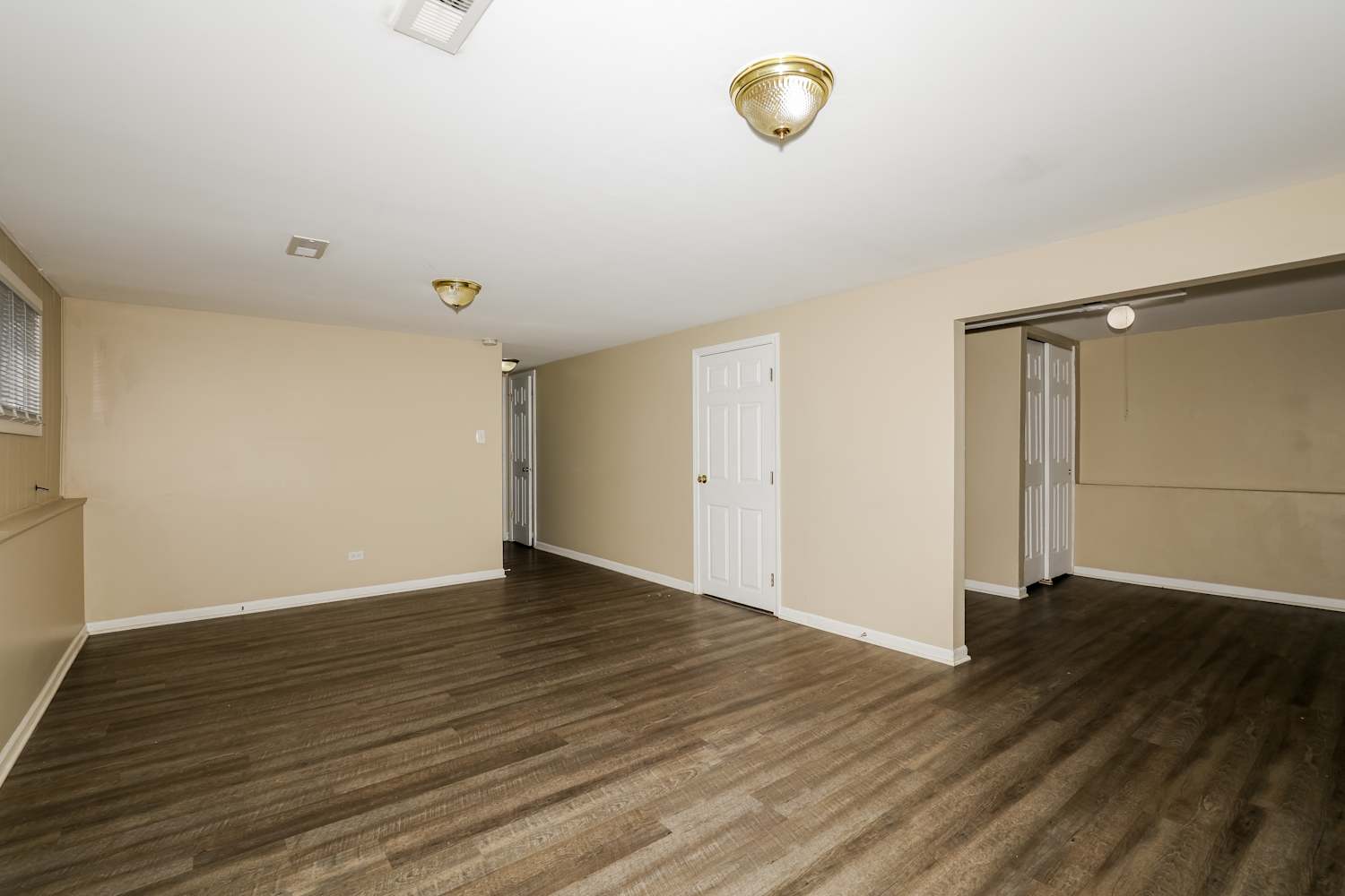 1381 Alberta Ct, Glendale Heights photo 10