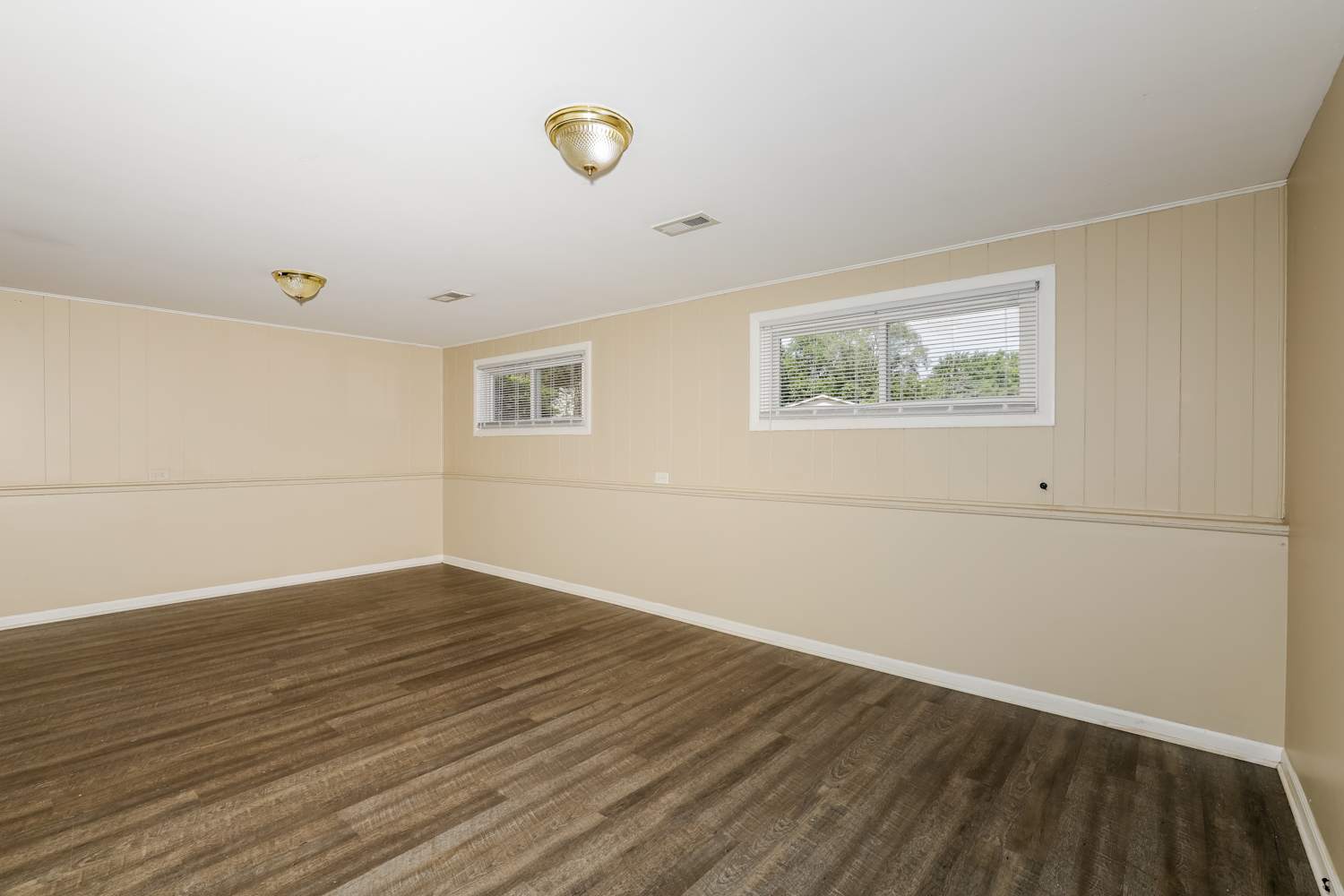 1381 Alberta Ct, Glendale Heights photo 9