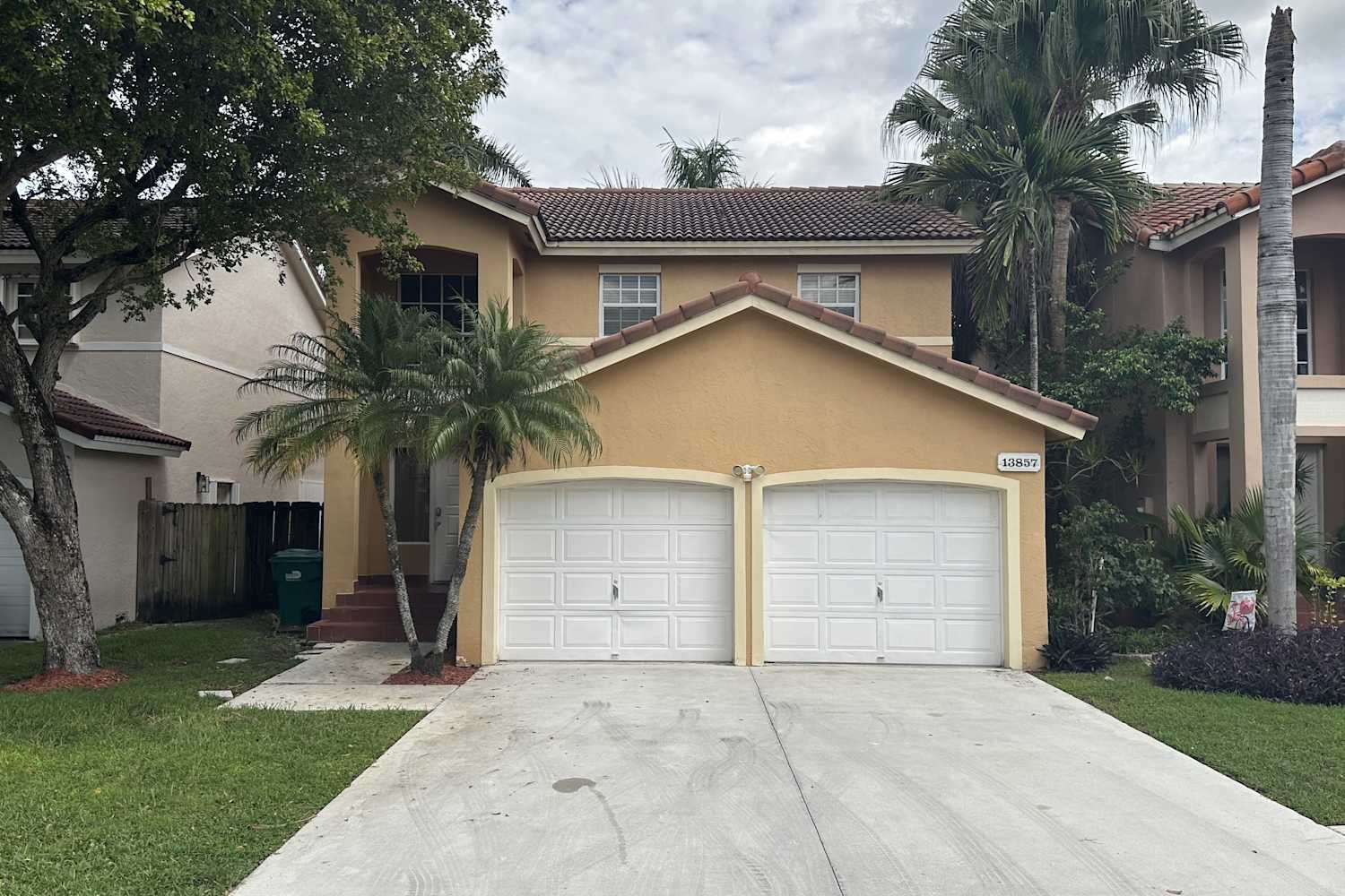 Front of 13857 SW 103rd Ln, Miami, FL