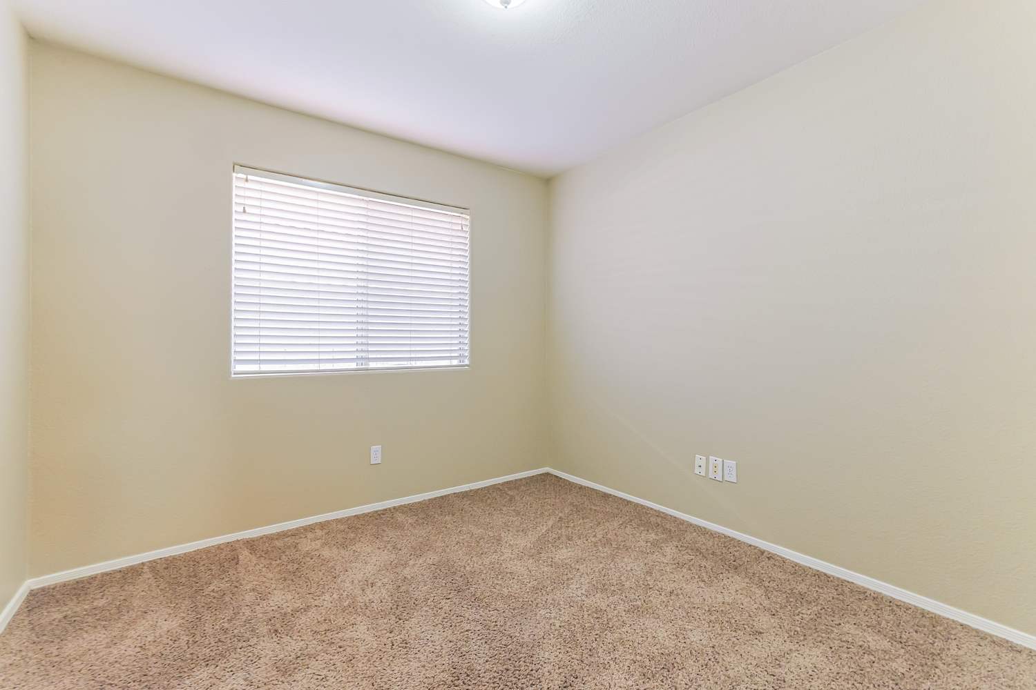 1391 E Gary Dr, Chandler photo 13