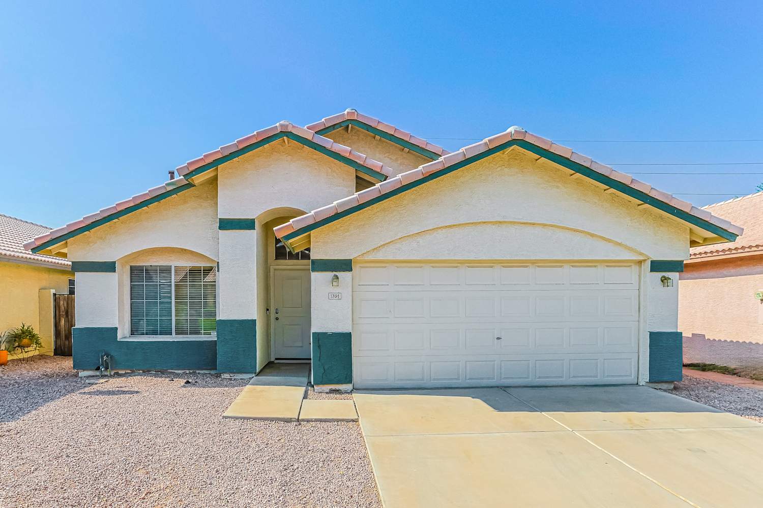 1391 E Gary Dr, Chandler photo 1