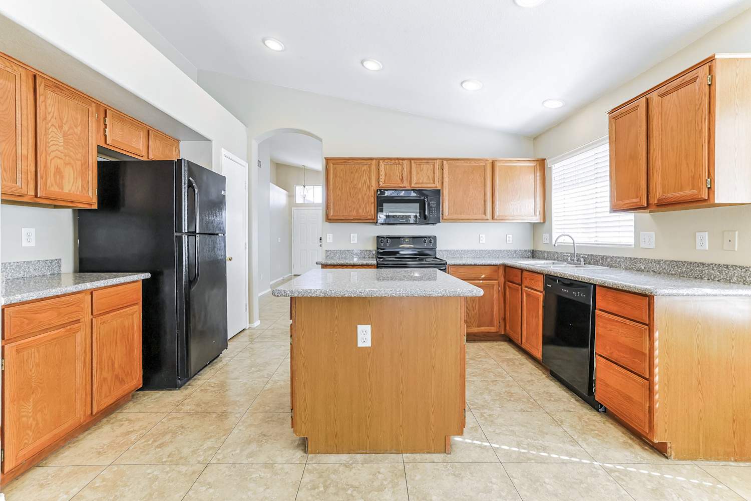 1391 E Gary Dr, Chandler photo 6