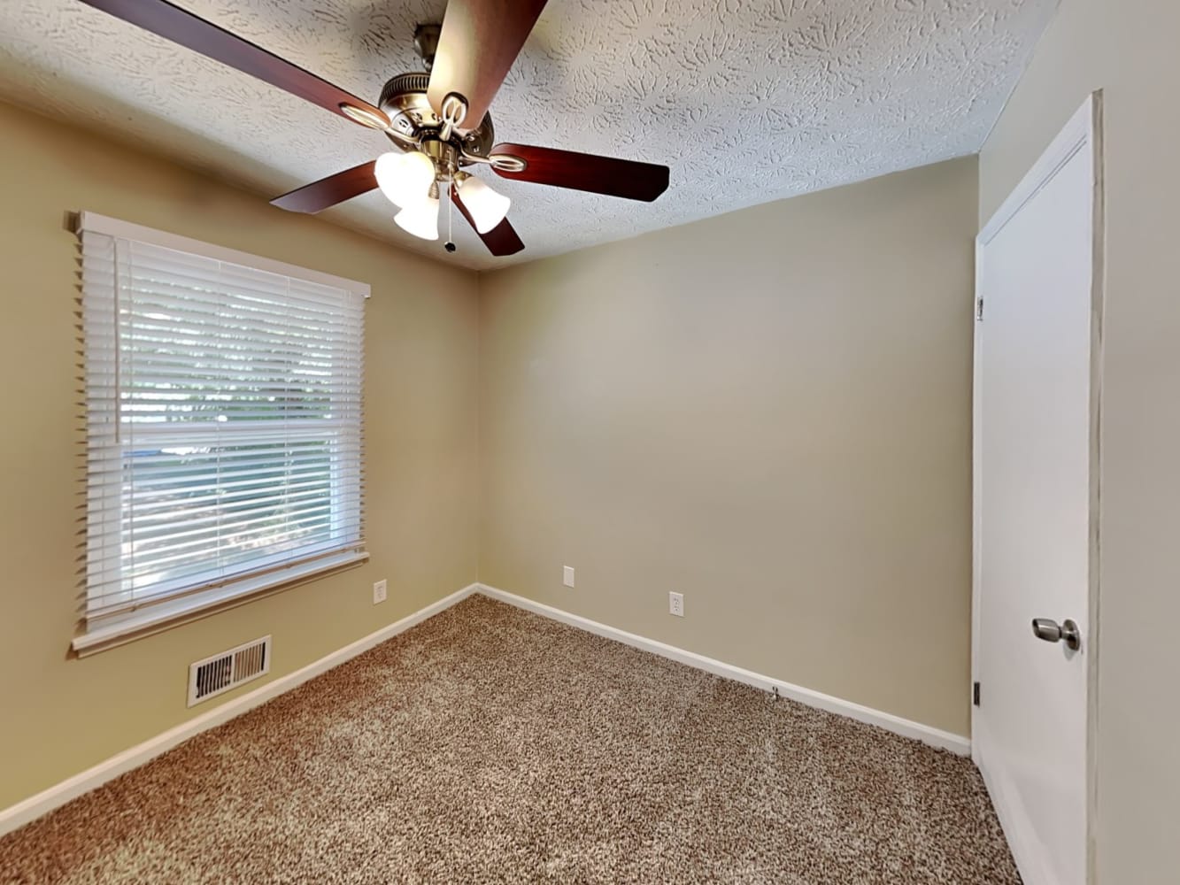 1393 Mountain Overlook Ct, Marietta photo 15