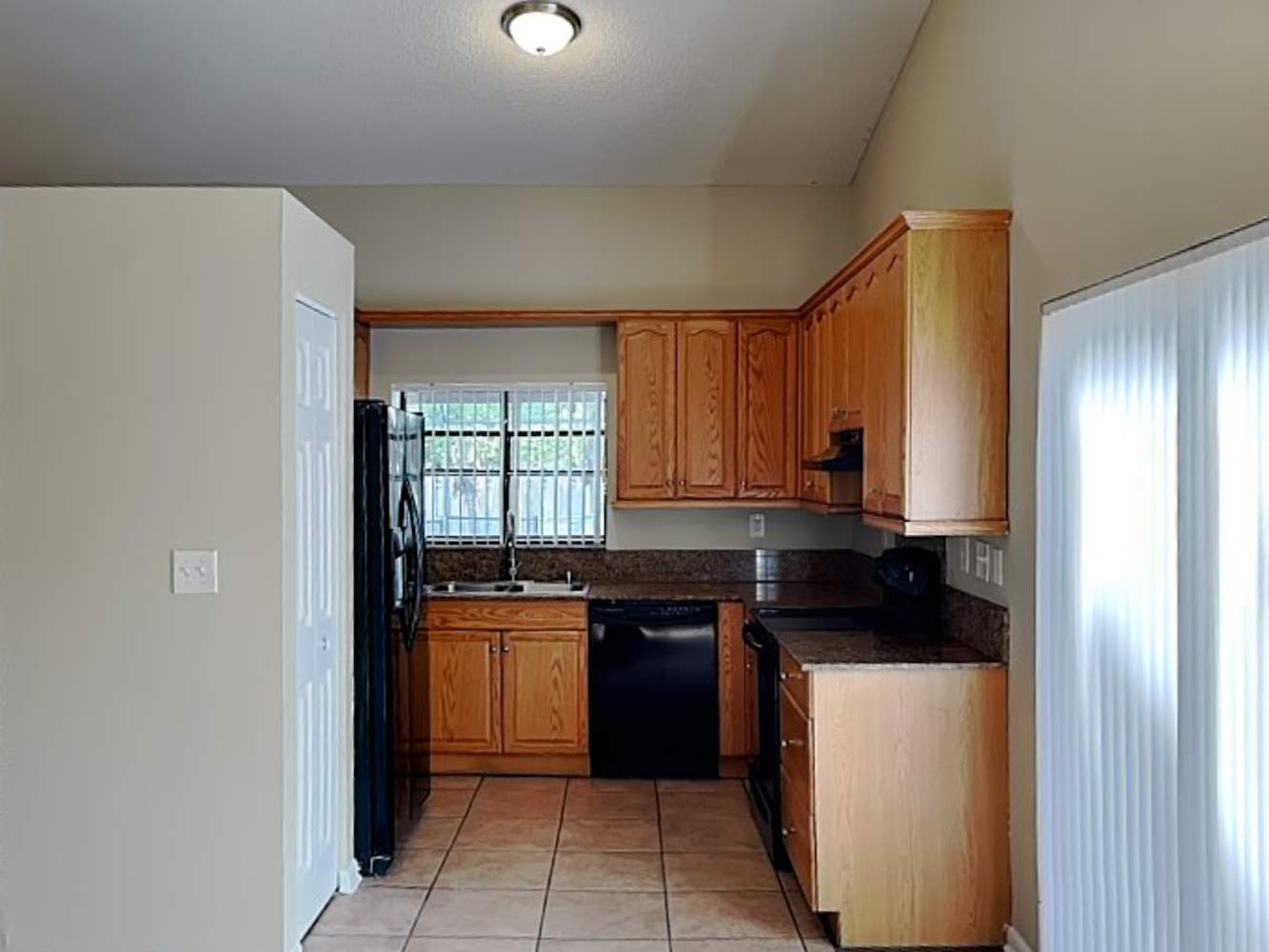 13960 Beechwood Ct, Davie photo 8
