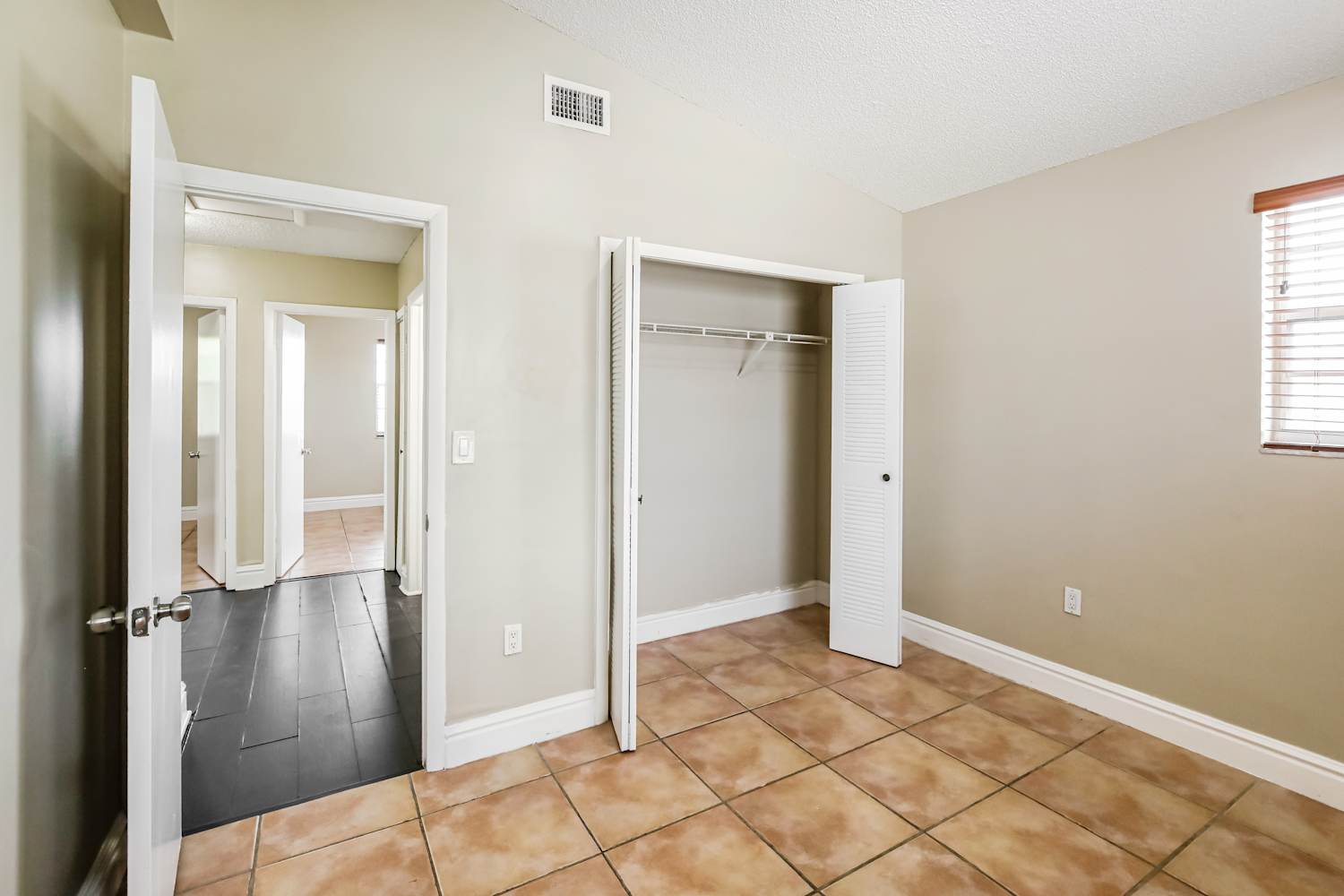 14002 SW 161st Ter, Miami photo 12
