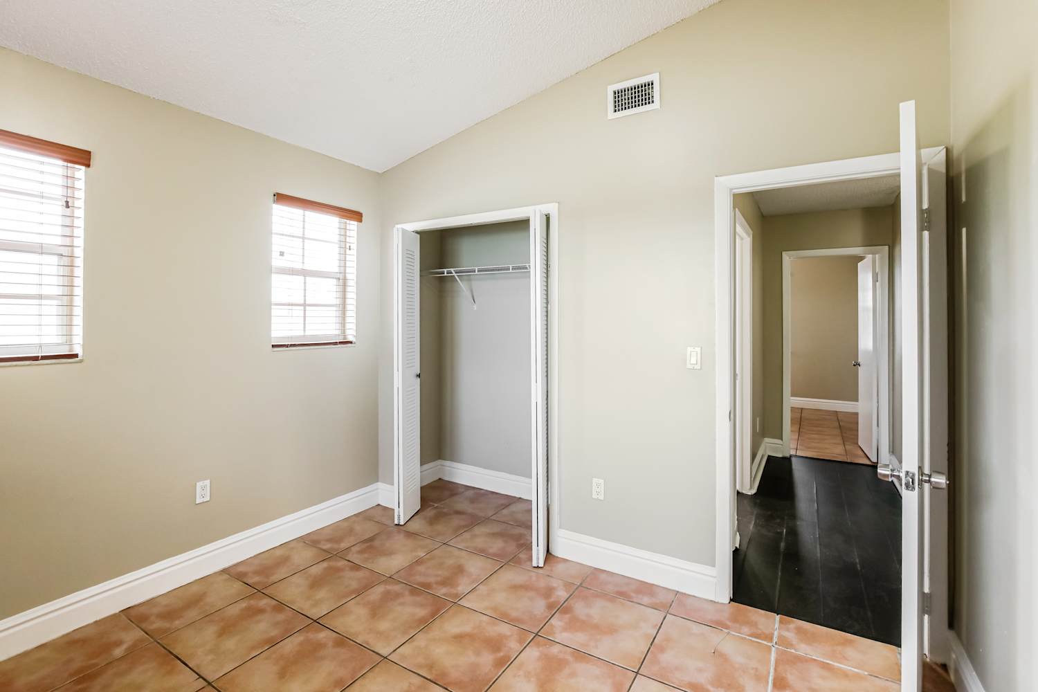 14002 SW 161st Ter, Miami photo 14