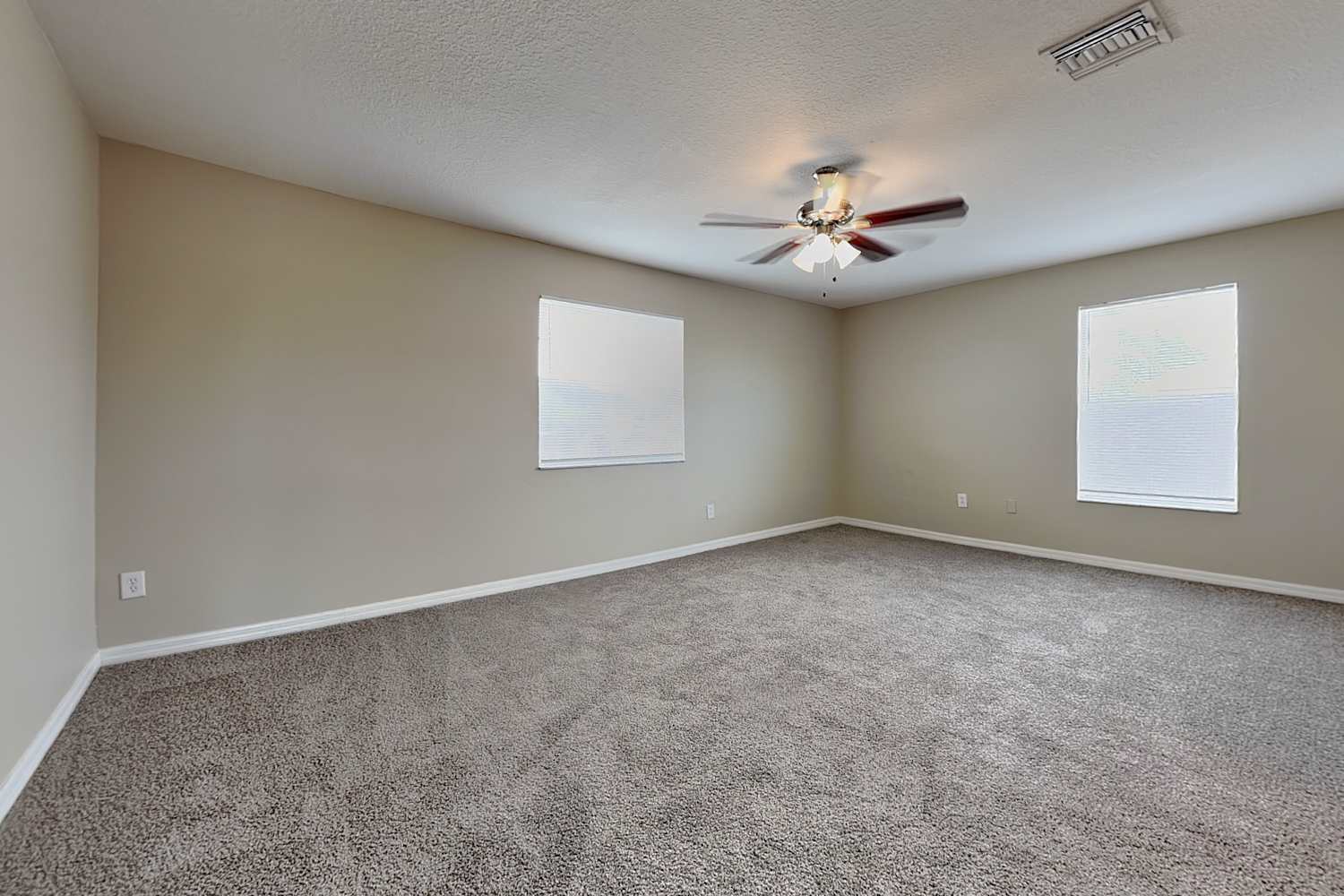 1401 Gallberry Ct, Trinity photo 10