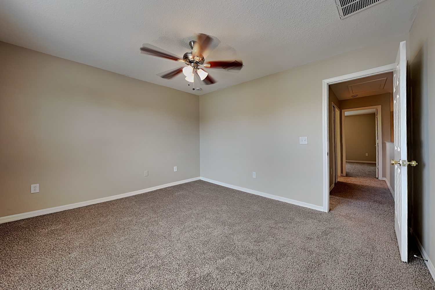 1401 Gallberry Ct, Trinity photo 15