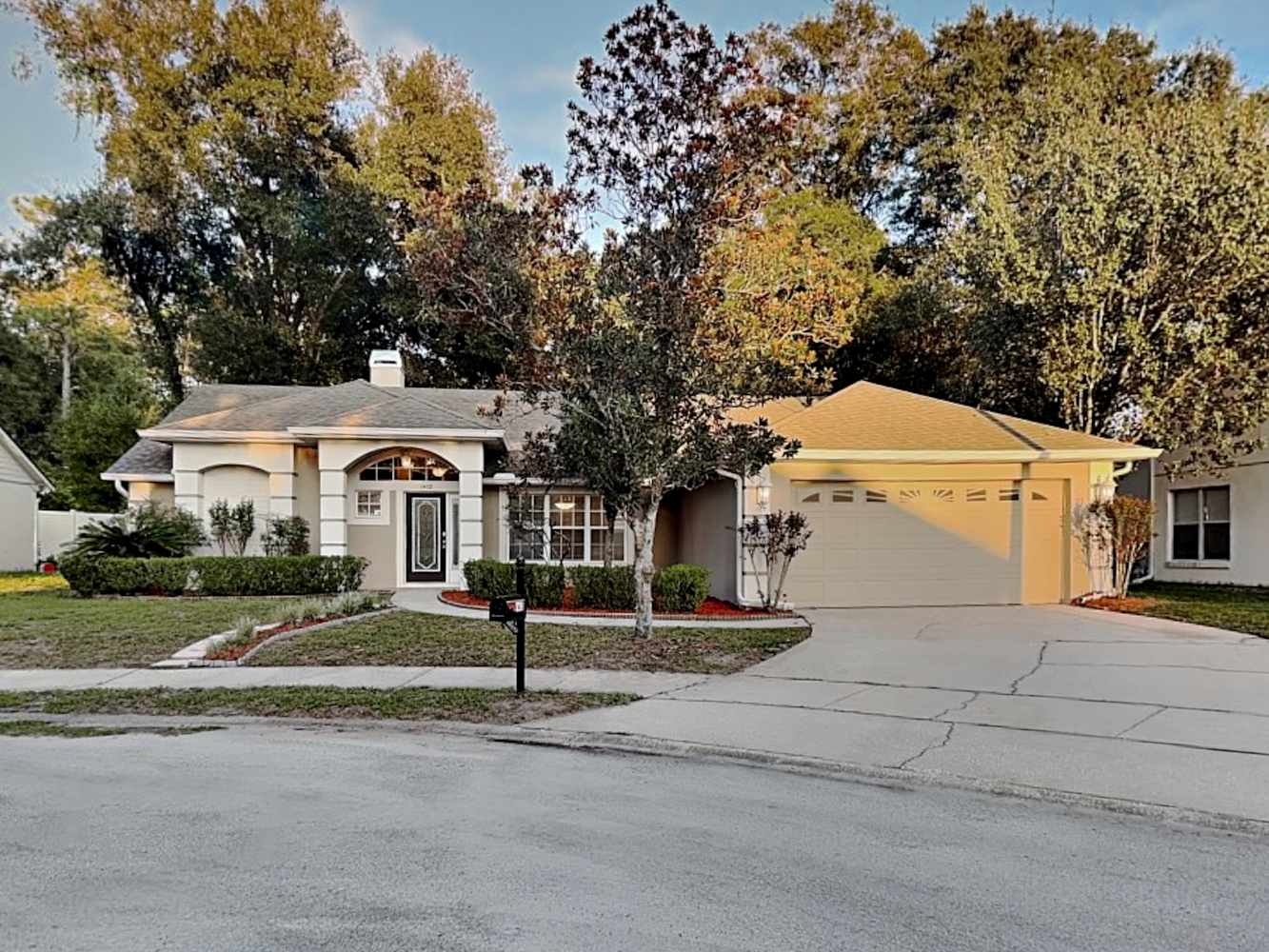 Front of 1402 Bent Oaks Blvd, Deland, FL