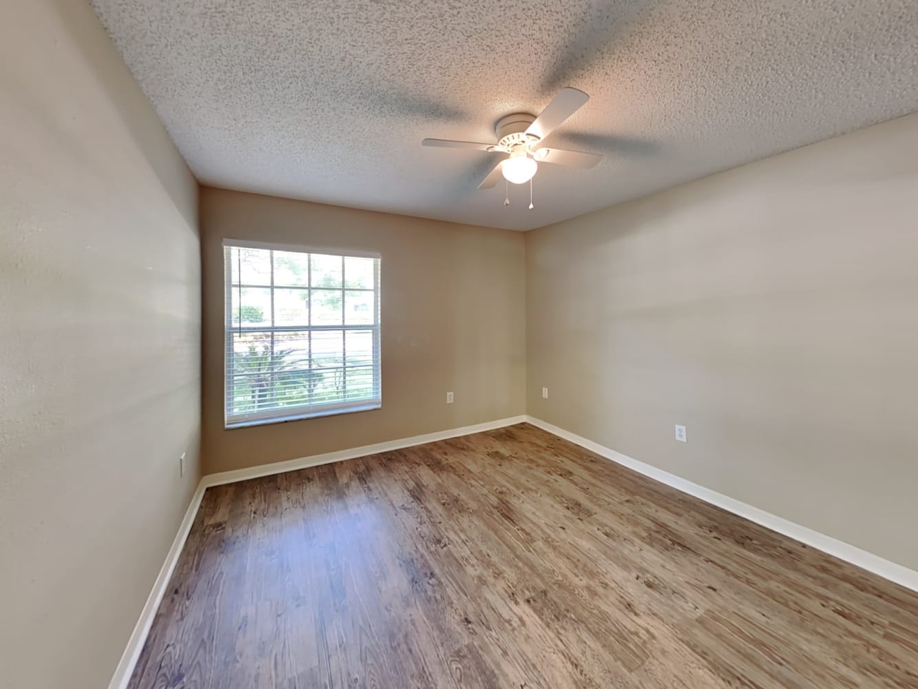 1402 Whispering Woods Way, Deland photo 12