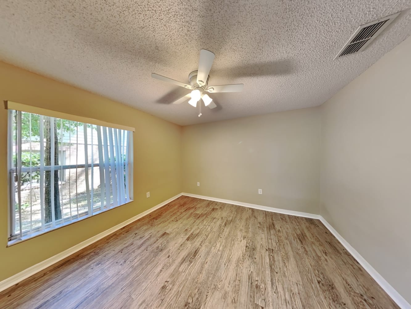 1402 Whispering Woods Way, Deland photo 9