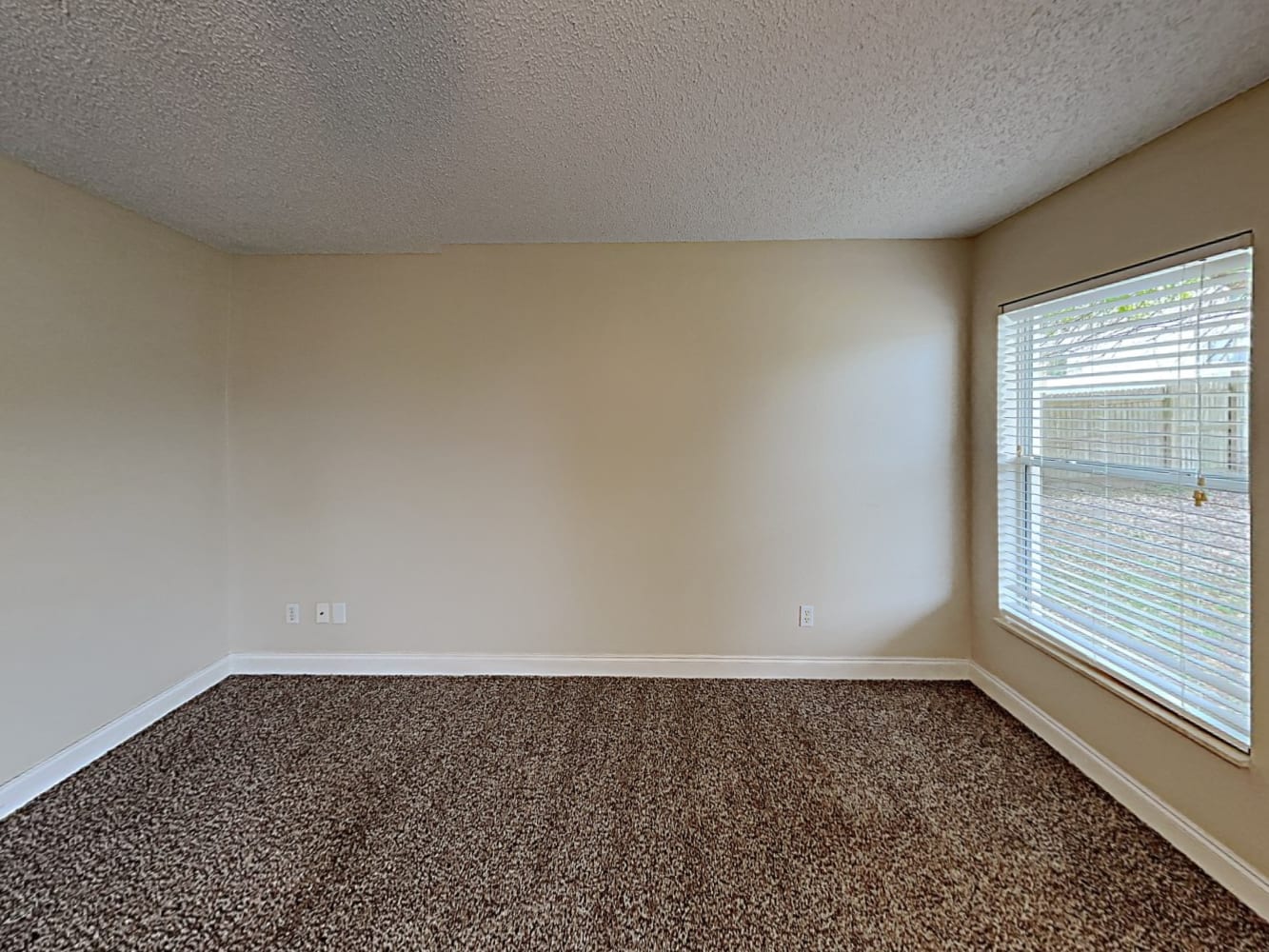 1404 Windy Bluff Dr, Minneola photo 8