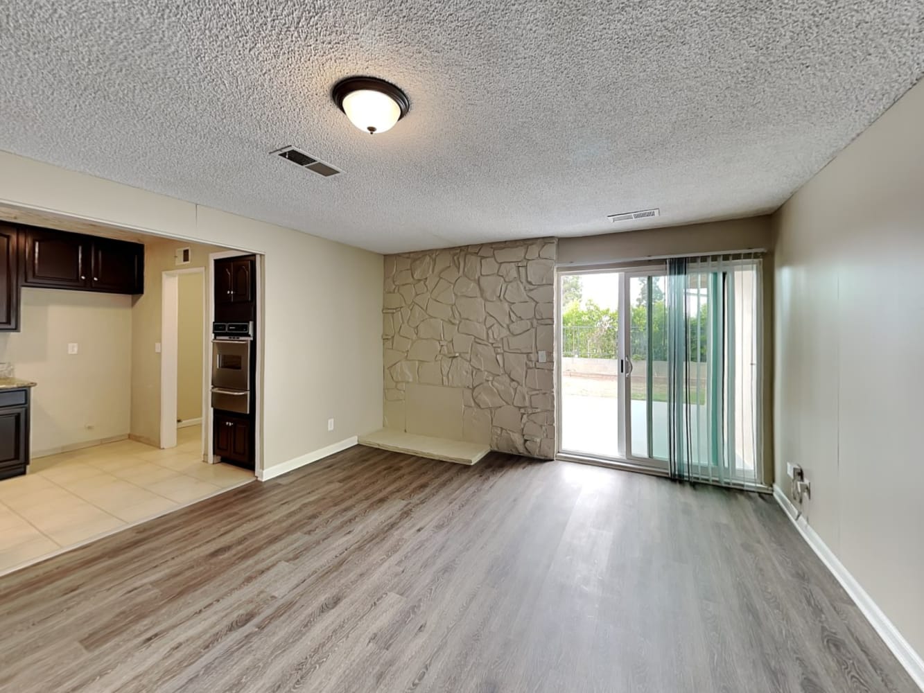 1406 E Elsmere Dr, Carson photo 10