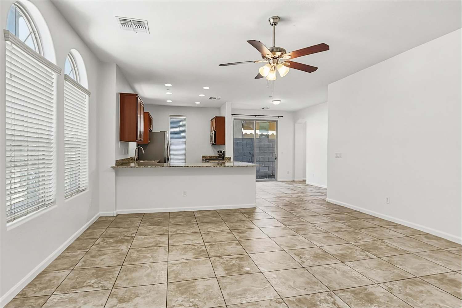 1407 S Moccasin Trl, Gilbert photo 5