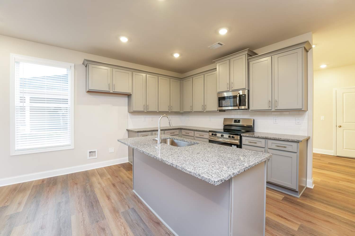 141 Katherine Street, Bethlehem photo 6