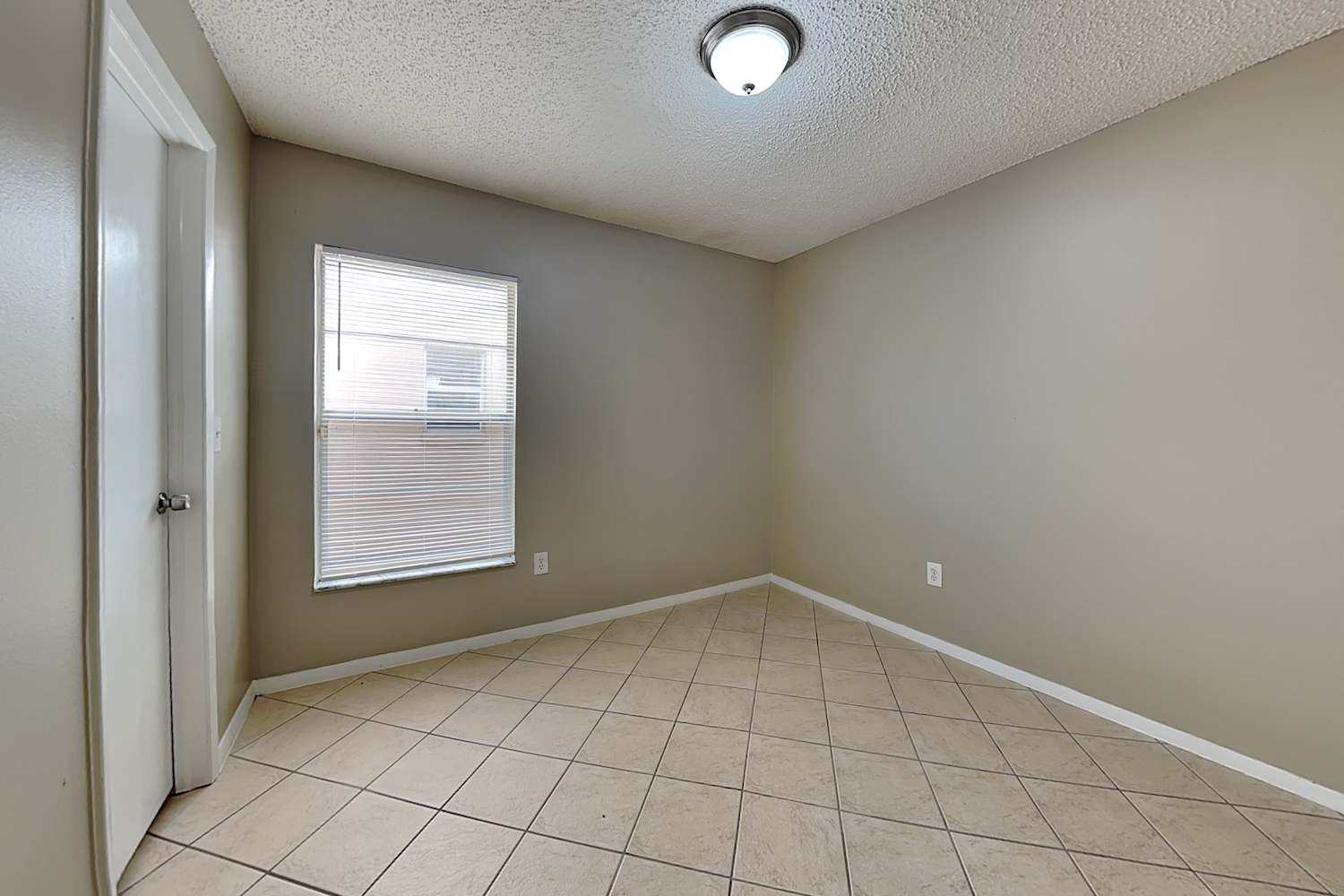 1410 High Knoll Dr, Brandon photo 18