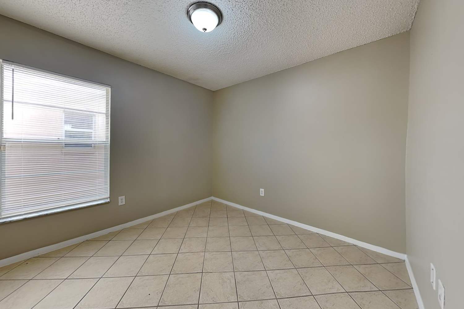 1410 High Knoll Dr, Brandon photo 19