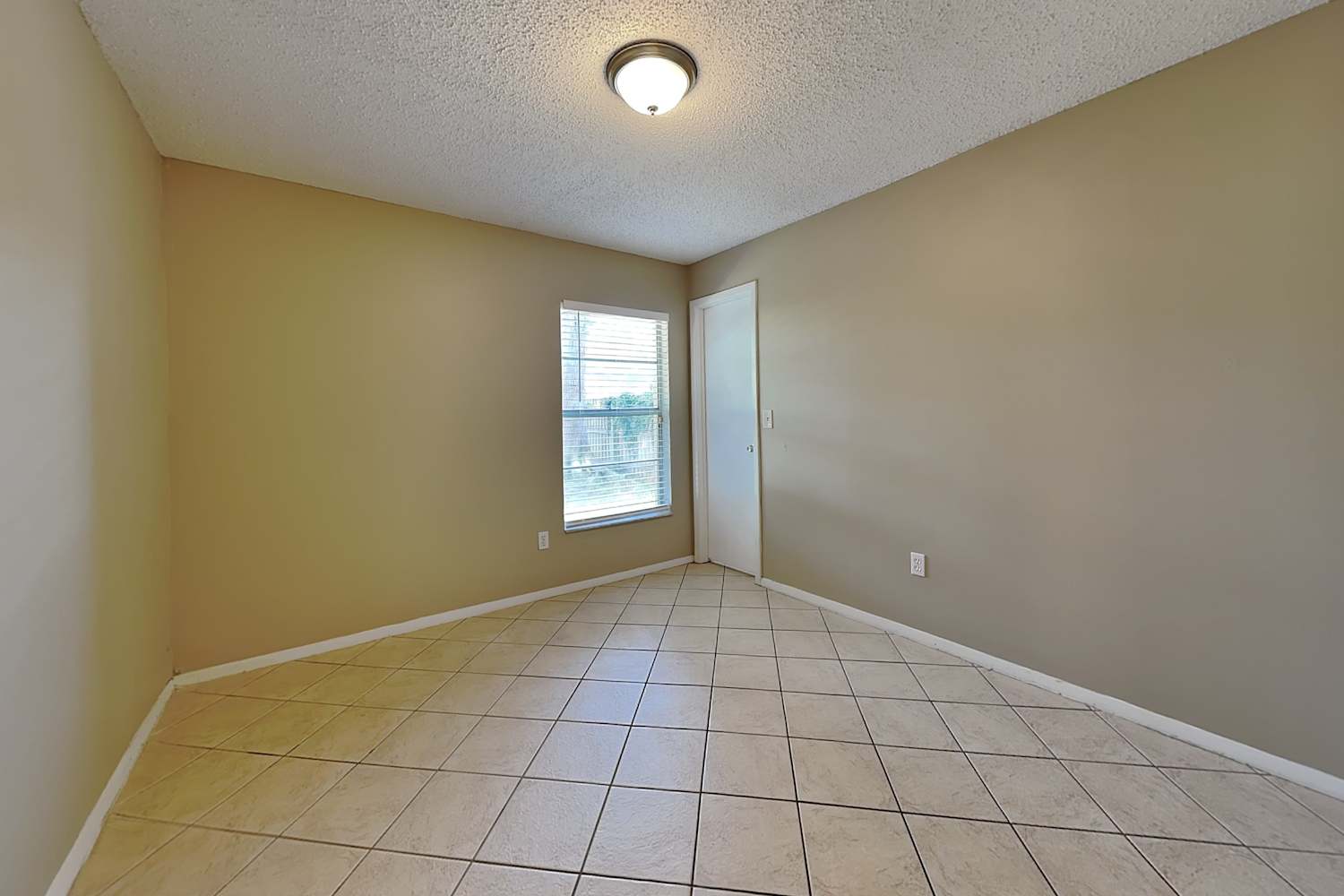 1410 High Knoll Dr, Brandon photo 16