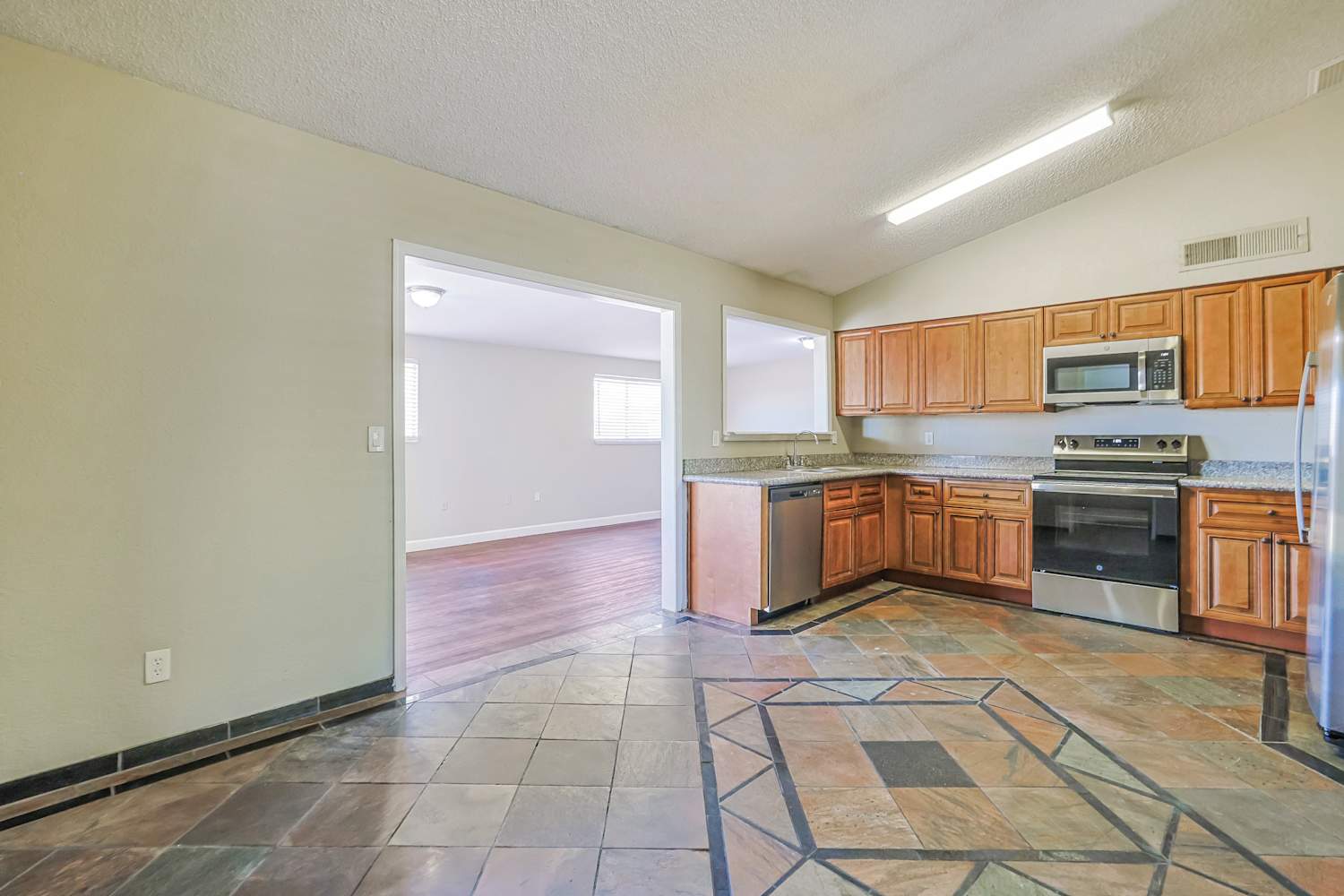 1417 W Curry St, Chandler photo 8