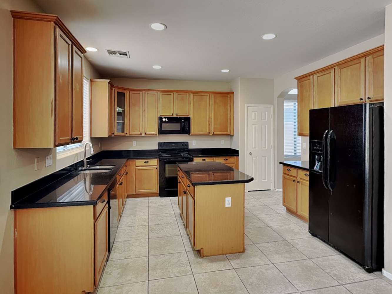 14170 W Riviera Dr, Surprise photo 8