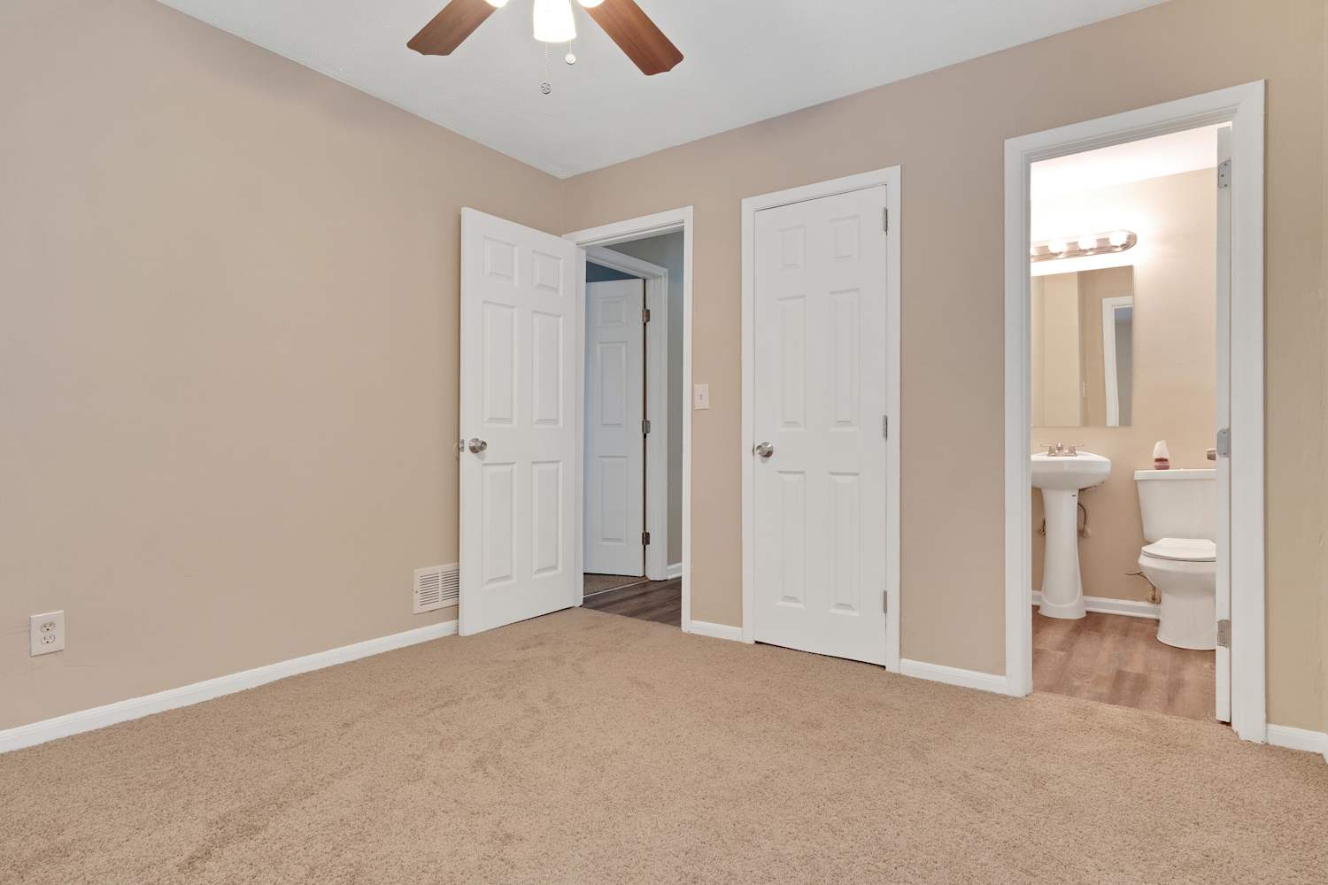 1421 Dennis Dr, Decatur photo 10