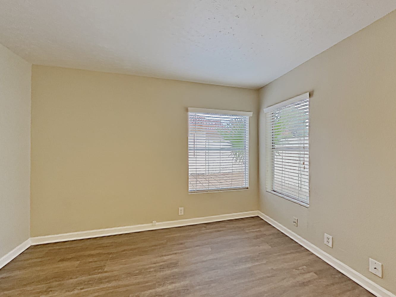 14244 N 49th Dr, Glendale photo 8