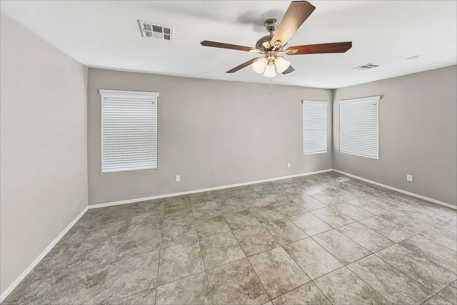 1425 E Lakeview Dr, San Tan Valley photo 6