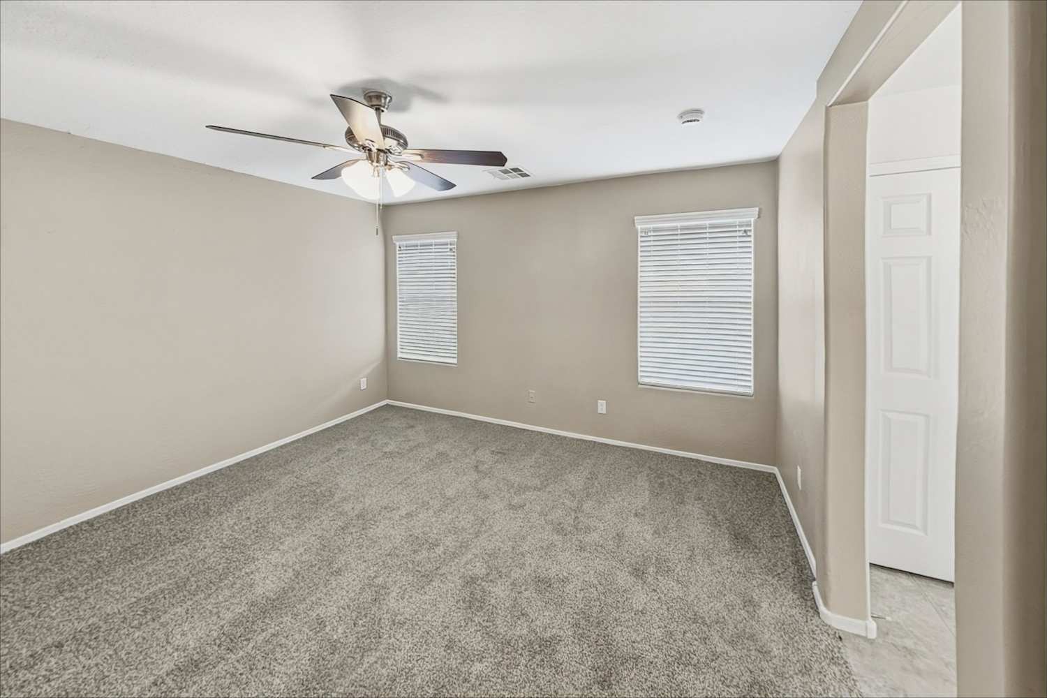 1425 E Lakeview Dr, San Tan Valley photo 8