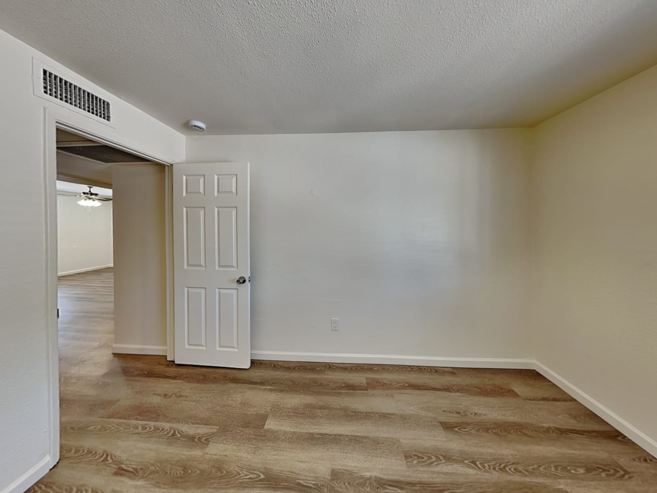 14256 N 37th Way, Phoenix photo 11