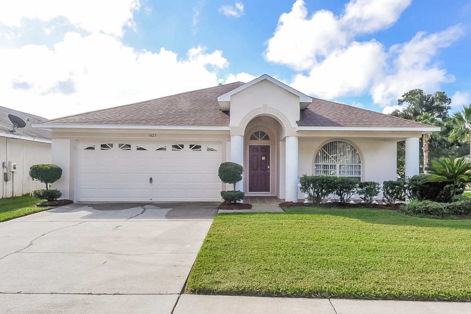 Front of 1427 Saddle Gold Ct, Brandon, FL