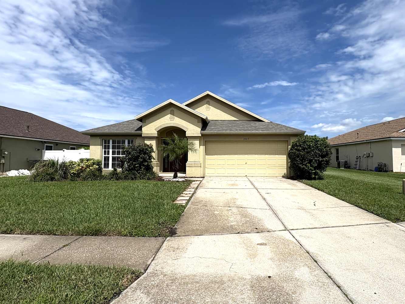Front of 1427 Wylie Ct, Wesley Chapel, FL